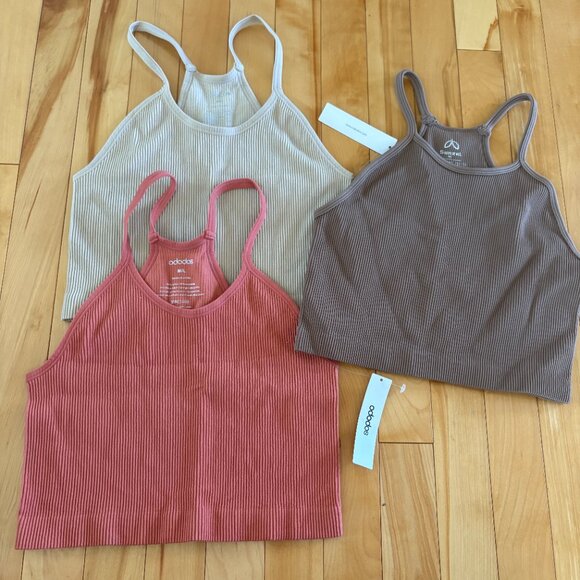Set of 3 Piece Women’s Ribbed Cropped Yoga Tank Top Shirts Size M/L - Picture 2 of 7